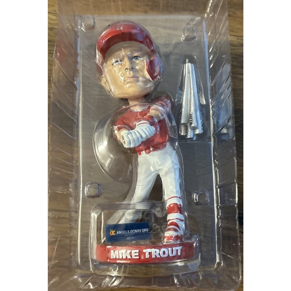 Mike Trout Silver Slugger 2022 Angels Bobblehead Baseball Very Good Has Box - Picture 5 of 14